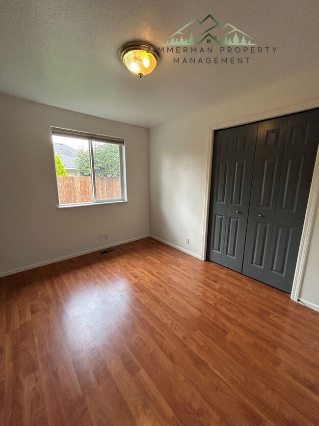 Building Photo - 3 Bedroom Home In Santa Clara!