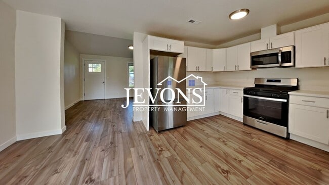 Building Photo - 19019 SE 164Th St Renton, WA 98058