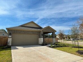 Building Photo - 2035 Myrtle Oak Ct