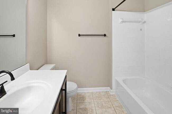 Building Photo - 12831 Silvia Loop