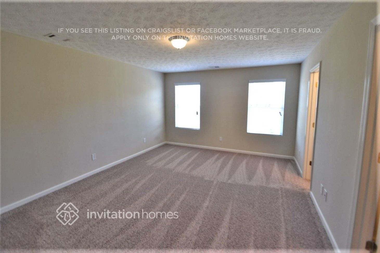 Building Photo - 4030 Hollow Springs Tr SE