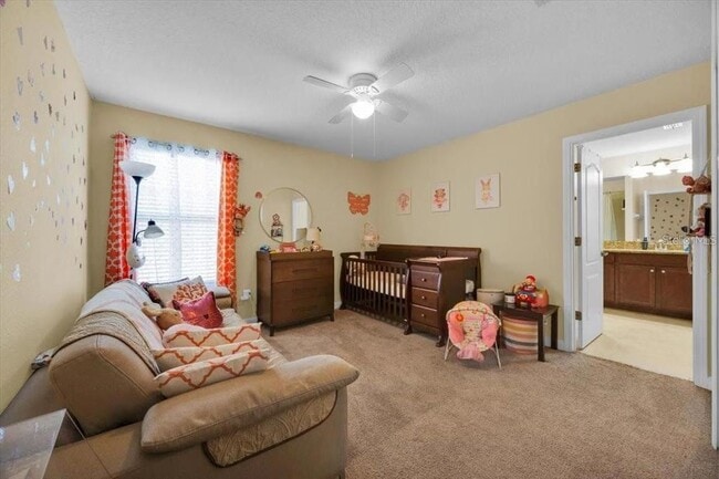 Building Photo - 7401 Ella Ln