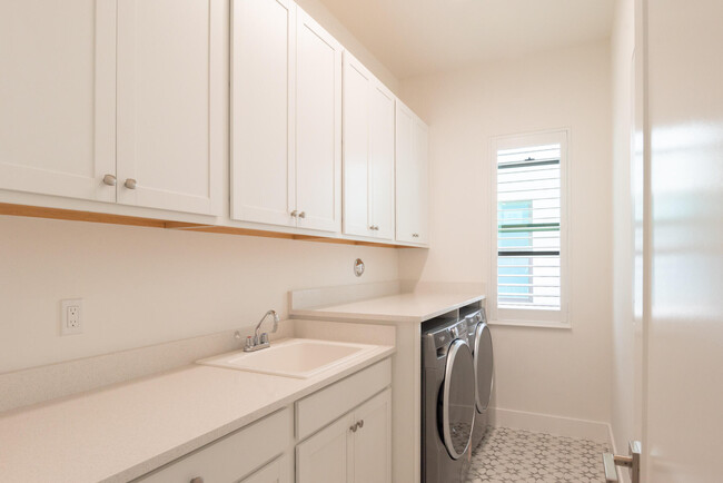 Building Photo - 12705 Solana Bay Cir