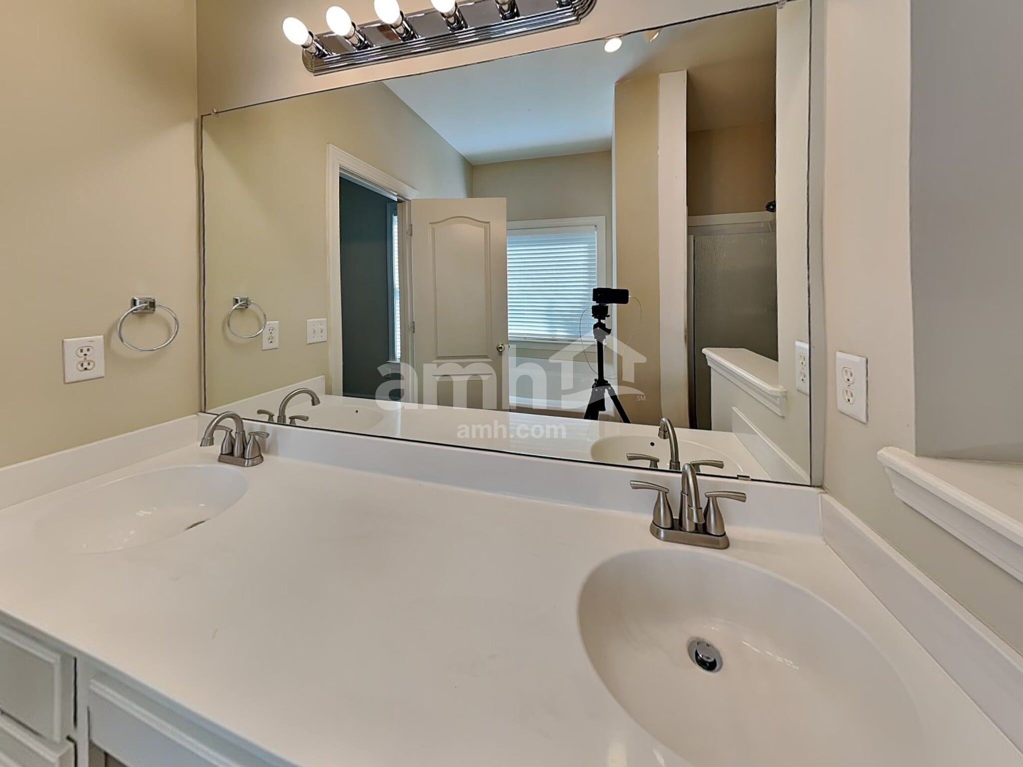 Building Photo - 235 Grand Isle Ct