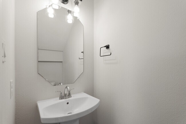 Primary Photo - 5544 Shreveport Blvd