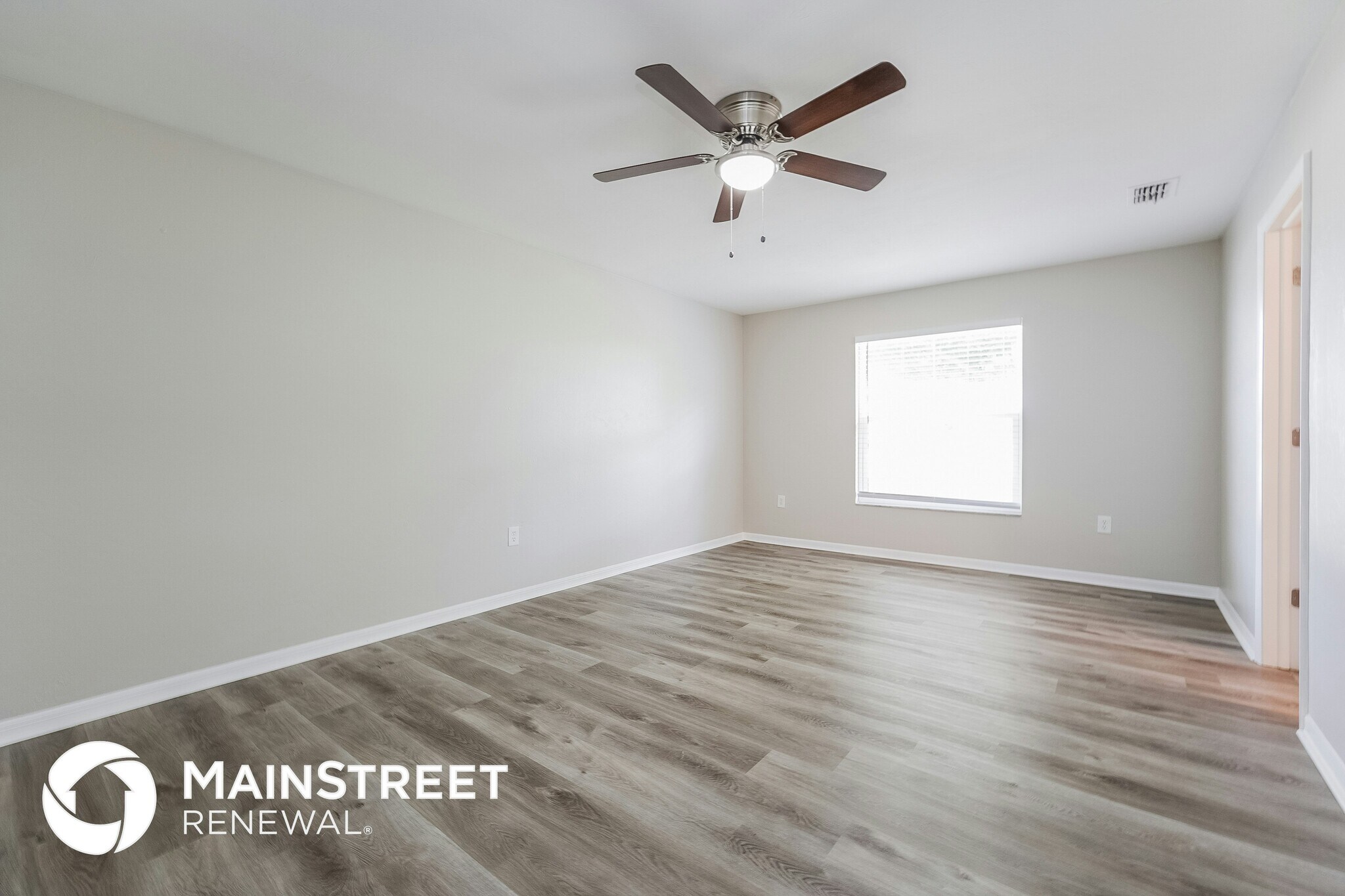 Building Photo - 2016 SE 9th Terrace