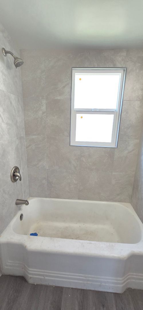 Building Photo - 13109 Barlin Ave