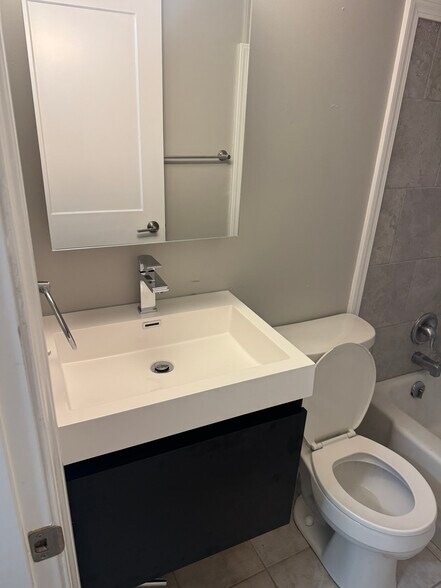 Building Photo - 14386 58th St N