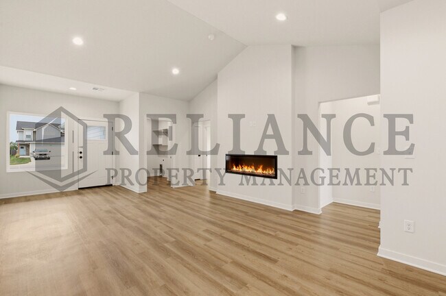 Building Photo - 157 N Gowen St