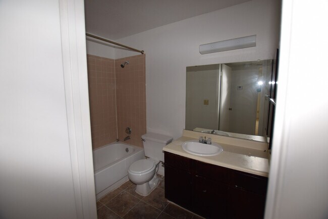 Building Photo - 11550 Westwood Blvd