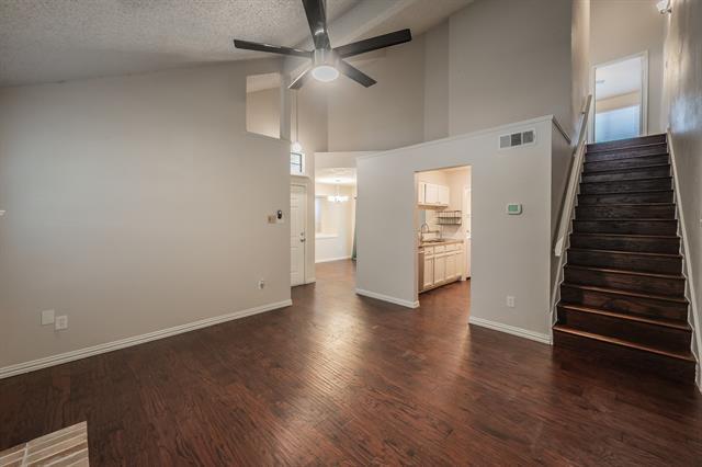 Building Photo - 6402 Valleybrooke Ct
