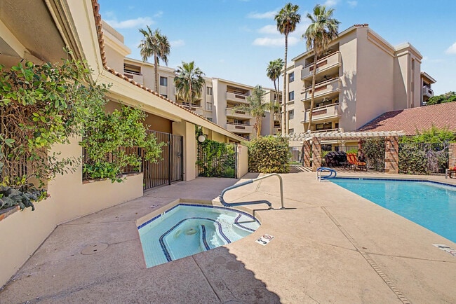 Building Photo - 4200 N Miller Rd