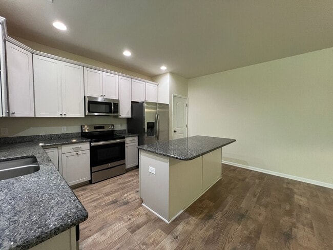 Building Photo - 105 Wando View Way