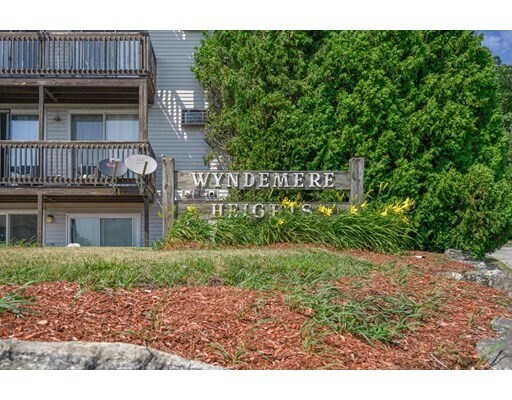 Building Photo - 11 Gibbs St