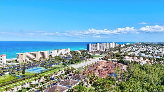 Building Photo - 10200 S Ocean Dr