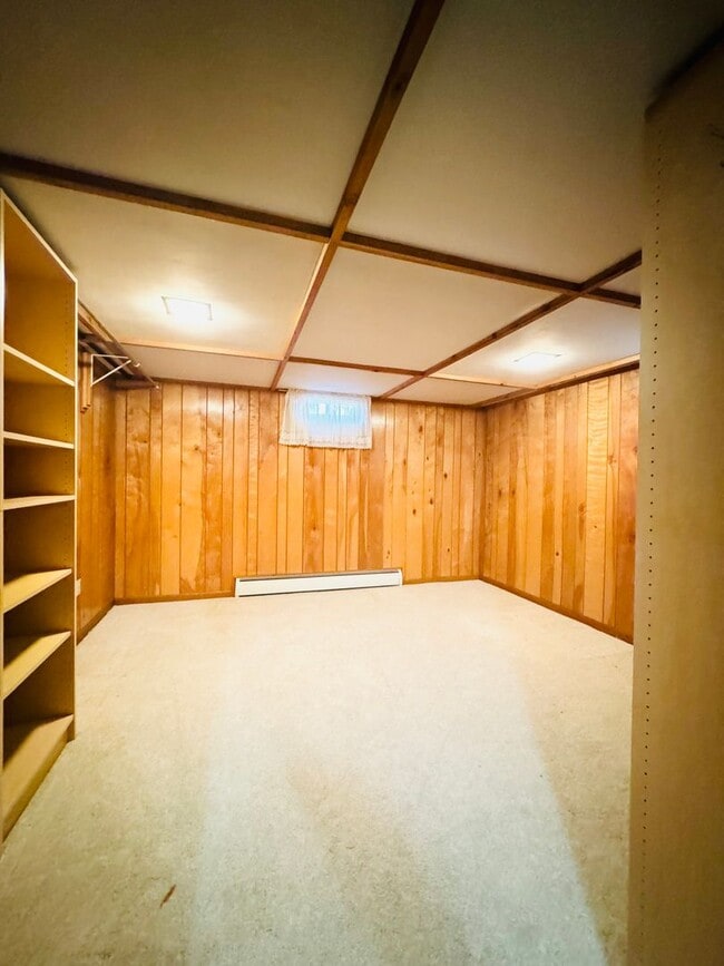 Building Photo - 4 Bedroom - 2 Bath Ranch Style Home with 2 car attached garage in Loveland, Colorado