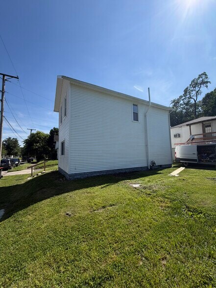 Building Photo - 51 Mill St