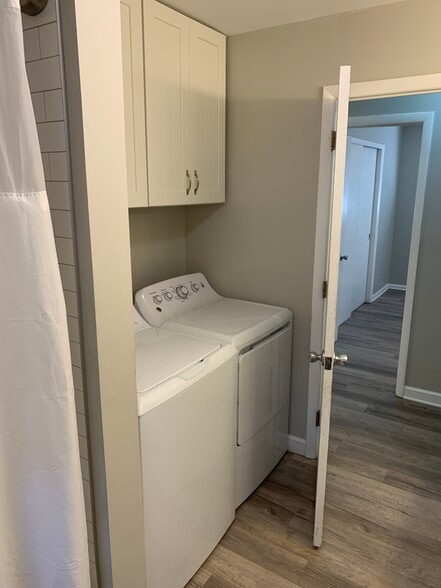 Washer and Dryer - 702 N Lee St