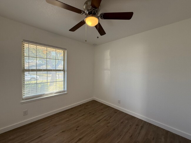 Building Photo - 5059 Galahad Dr
