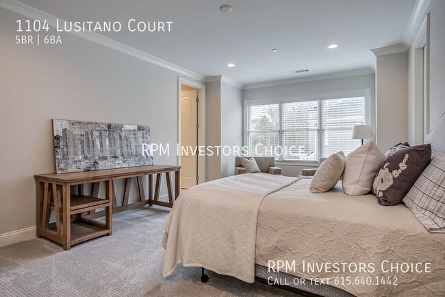 Building Photo - 1104 Lusitano Ct