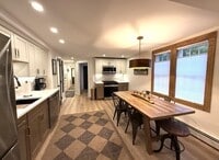 Building Photo - 2895 White Mountain Hwy