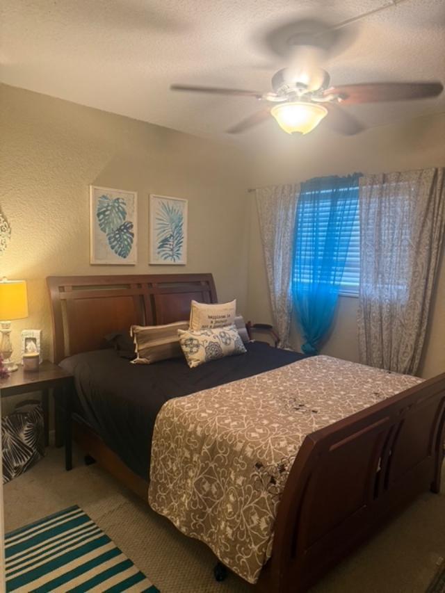 Building Photo - 1400 NE 57th Ct