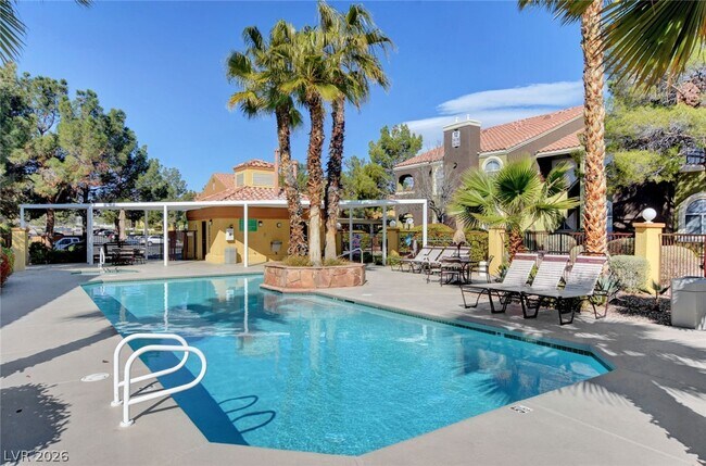 Building Photo - 7950 W Flamingo Rd