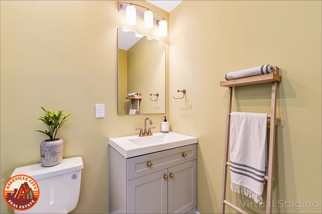 Building Photo - Newly Built Two-Story Home in North Asheville