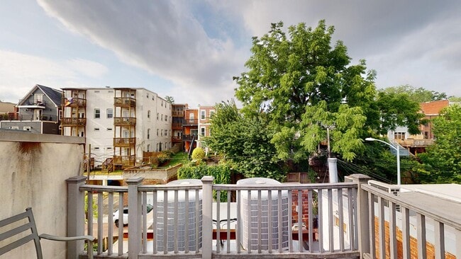 Building Photo - 1834 Ingleside Terrace NW