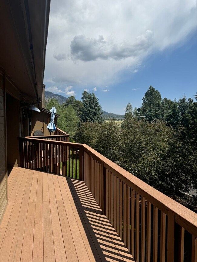 Building Photo - AVAILABLE SOON! Charming 2-Bedroom, 2-Bath...