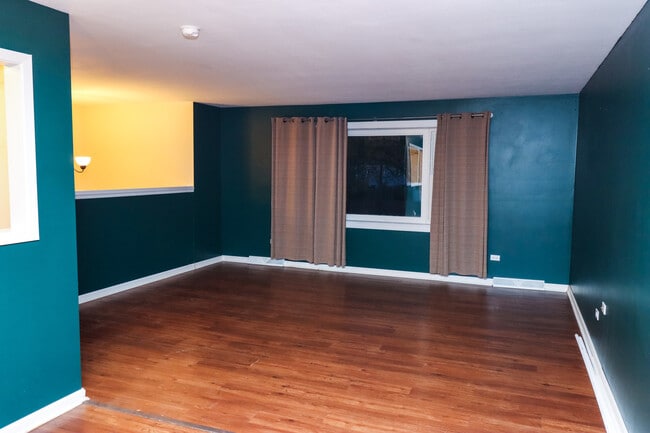 Building Photo - 500 Westwood Ave