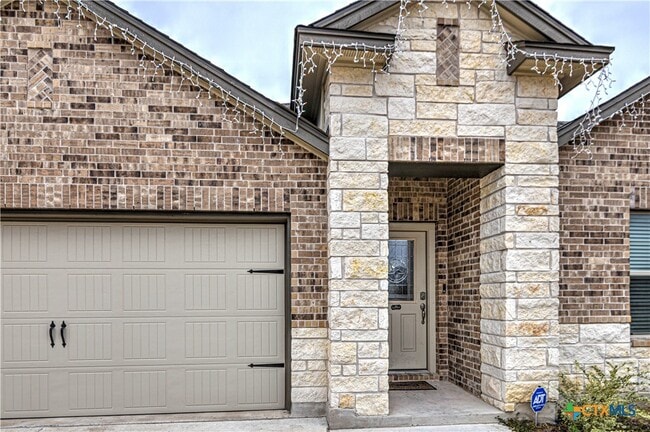 Building Photo - 1957 Rosson St