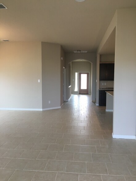 Building Photo - 156 Bass Ln