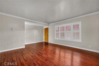 Building Photo - 810 Edgewood St