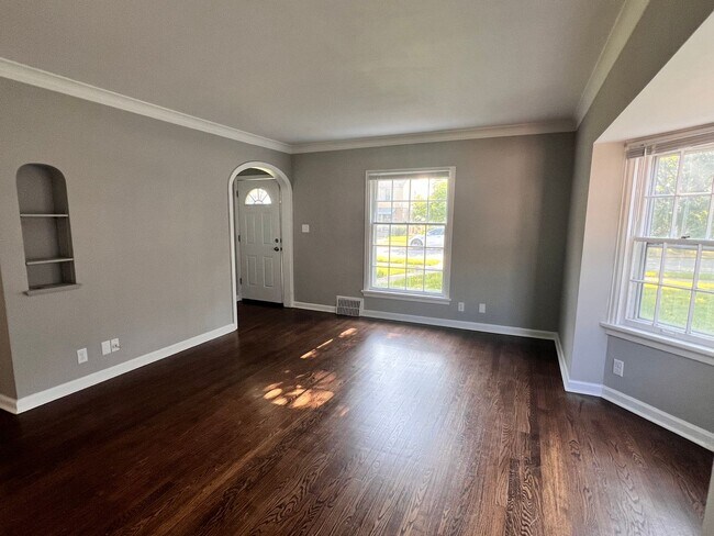 Building Photo - 4051 N 45th St