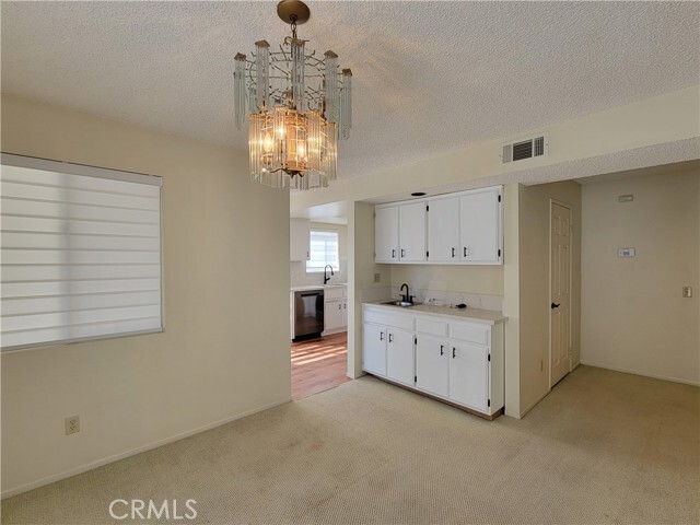 Building Photo - 15854 Jupiter Pl