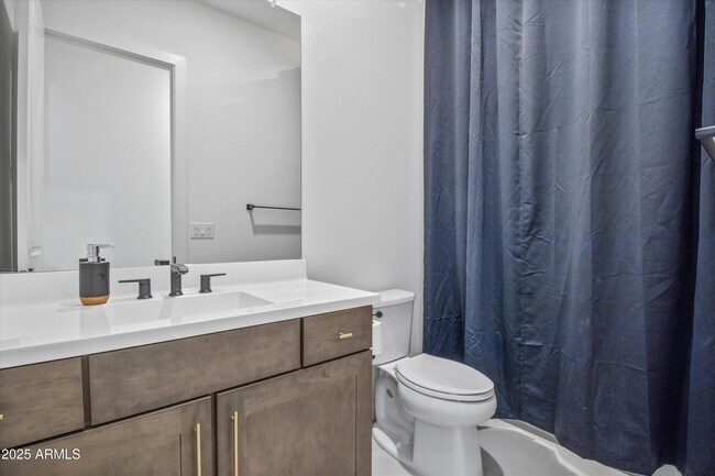 Building Photo - 17254 W Vacaville St