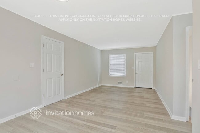 Building Photo - 2155 Venesa Cir