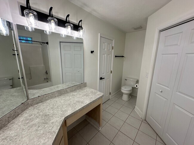 Master Bathroom - 2159 Fallbrooke Ct