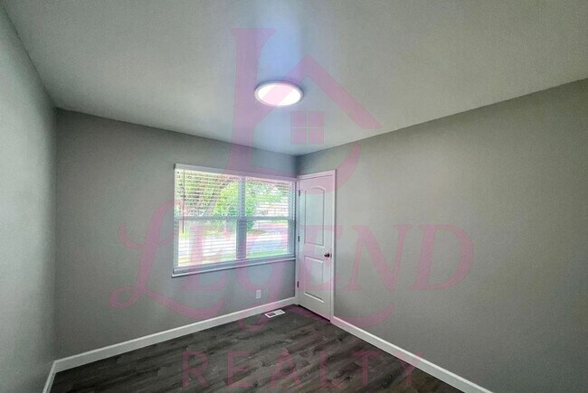 Building Photo - 113 Mill Pond Dr