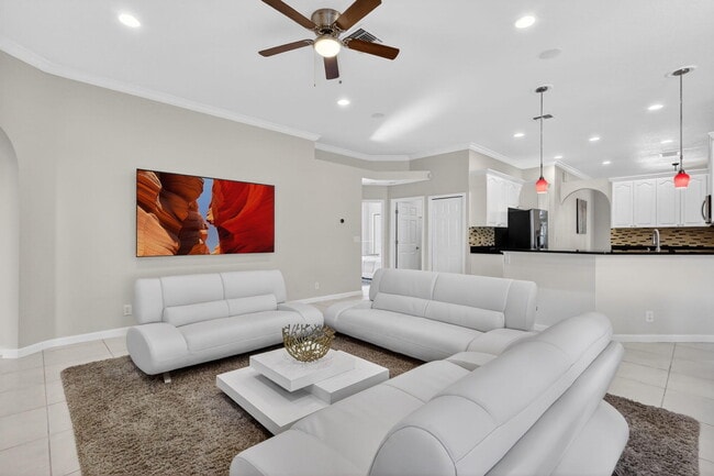 Building Photo - 1500 Firethorn Dr