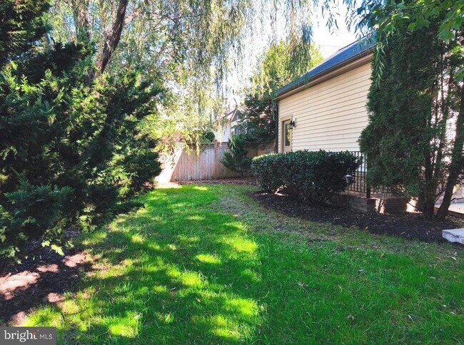 Building Photo - 42274 Winter Haven Dr