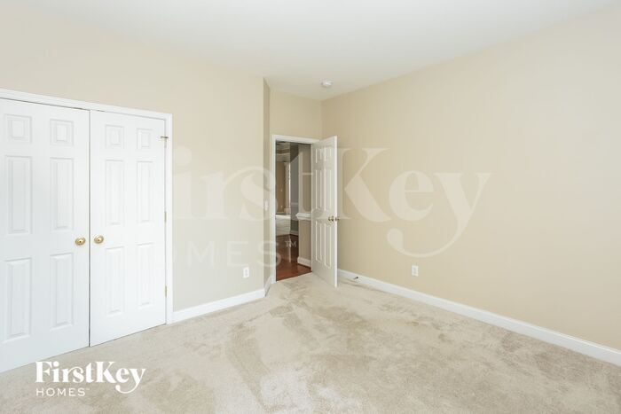Building Photo - 2549 Old Ashworth Ln NW