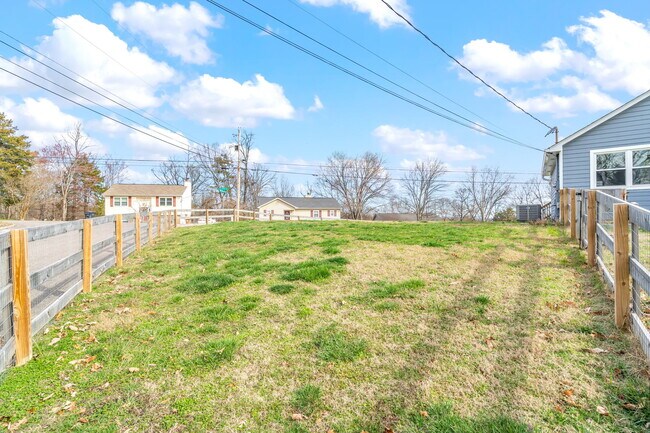 Building Photo - 5712 Walden Woods Ct NW