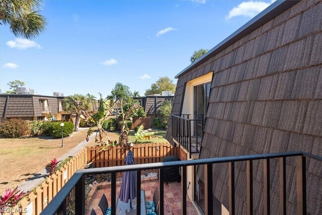 Building Photo - 4029 Sandlewood Ln