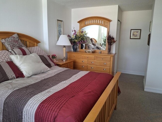 Building Photo - 3606 S Ocean Blvd