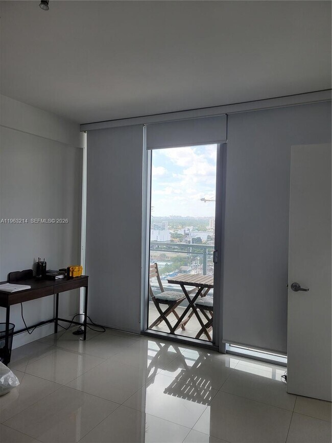 Building Photo - 92 SW 3rd St