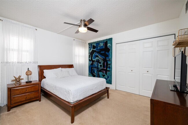 Building Photo - 3133 Coral Hills Dr