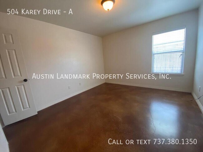 Building Photo - 504 Karey Dr