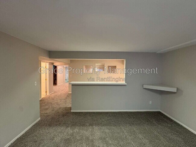 Building Photo - 8340 S Upham Way